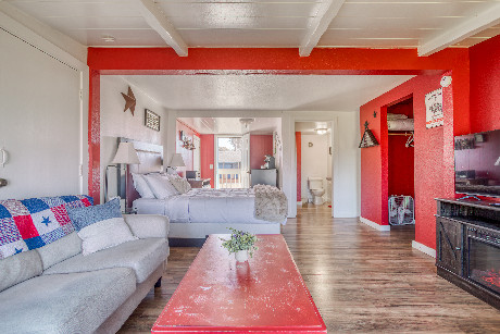 Americana Room